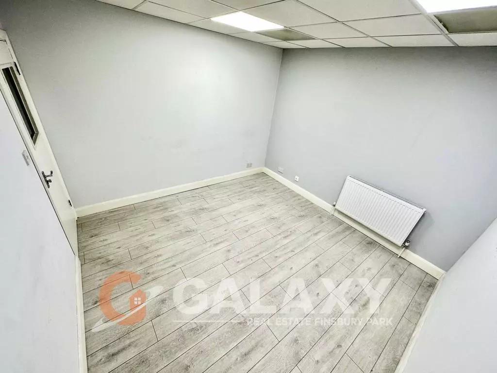 Hatton Walk, Enfield for lease Building Photo- Image 1 of 2