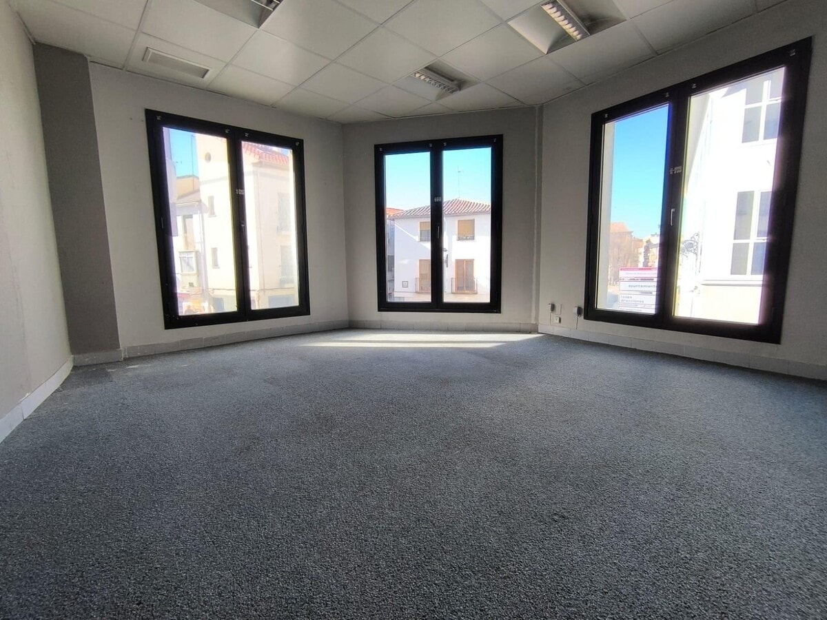 Arganda del Rey, MAD 28500 - Unit Puerta 01, Esc. 1 -  - Interior Photo - Image 1 of 2