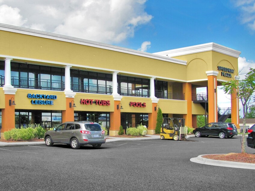 7730 Bruton Smith Blvd, Concord, NC 28027 Speedway Plaza