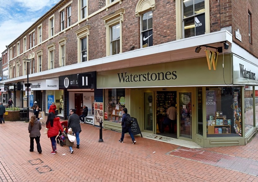 9-11 Regent St, Wrexham for lease - Building Photo - Image 3 of 5