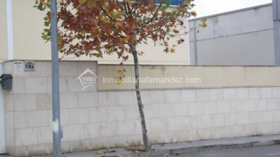Industrial in Cáceres for sale - Building Photo - Image 3 of 5
