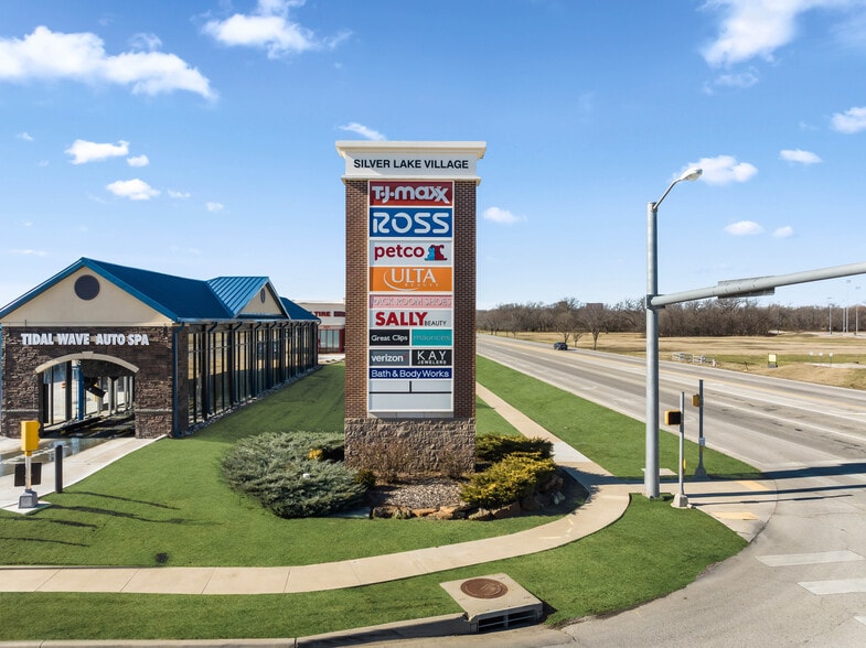 2311-2709 SE Adams Blvd, Bartlesville, OK for sale - Building Photo - Image 2 of 5