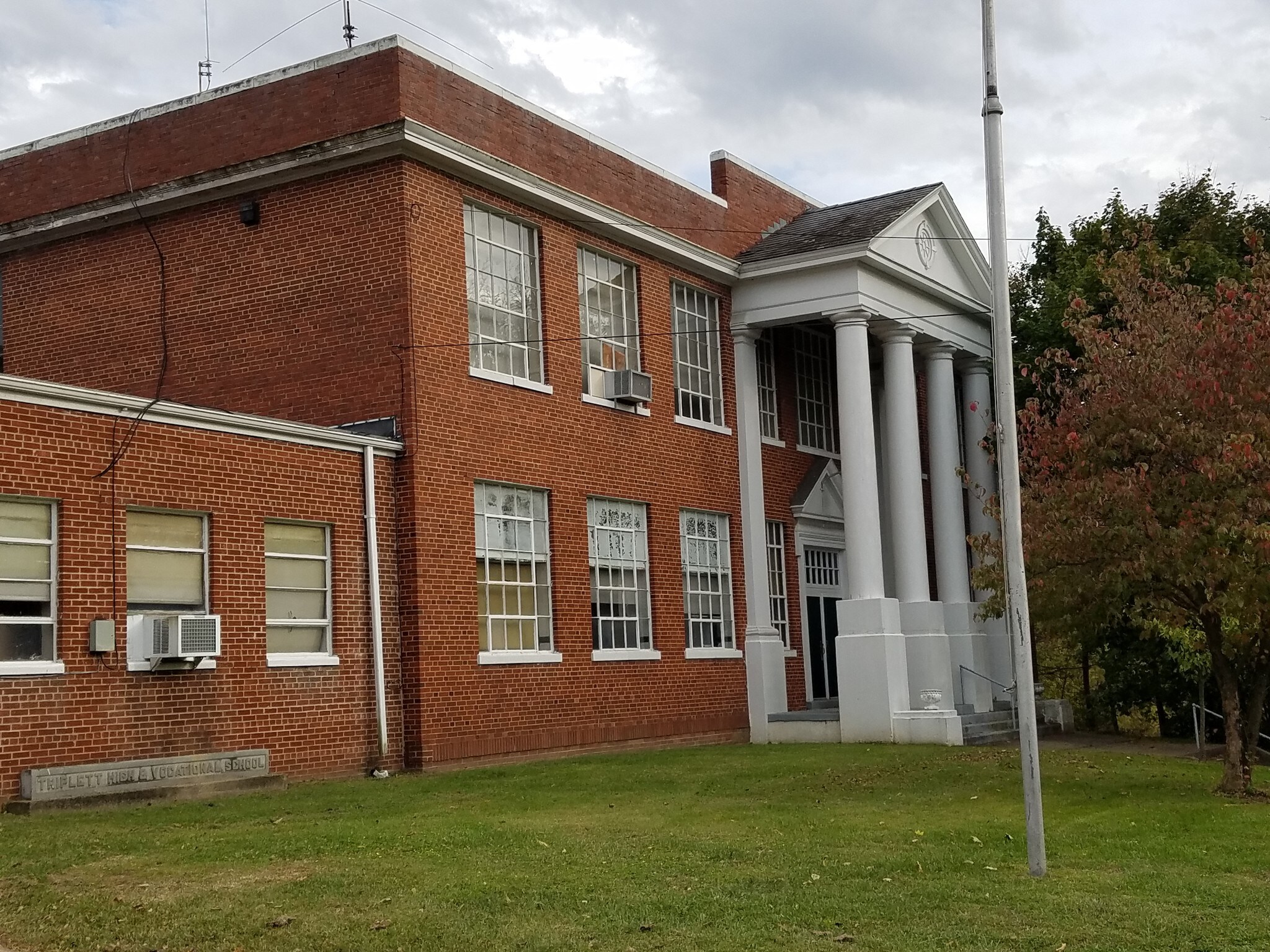 6044 Main St, Mount Jackson, VA for sale Building Photo- Image 1 of 1