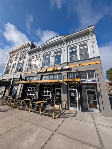 2035 W Broad St, Richmond, VA for lease - Building Photo - Image 2 of 4