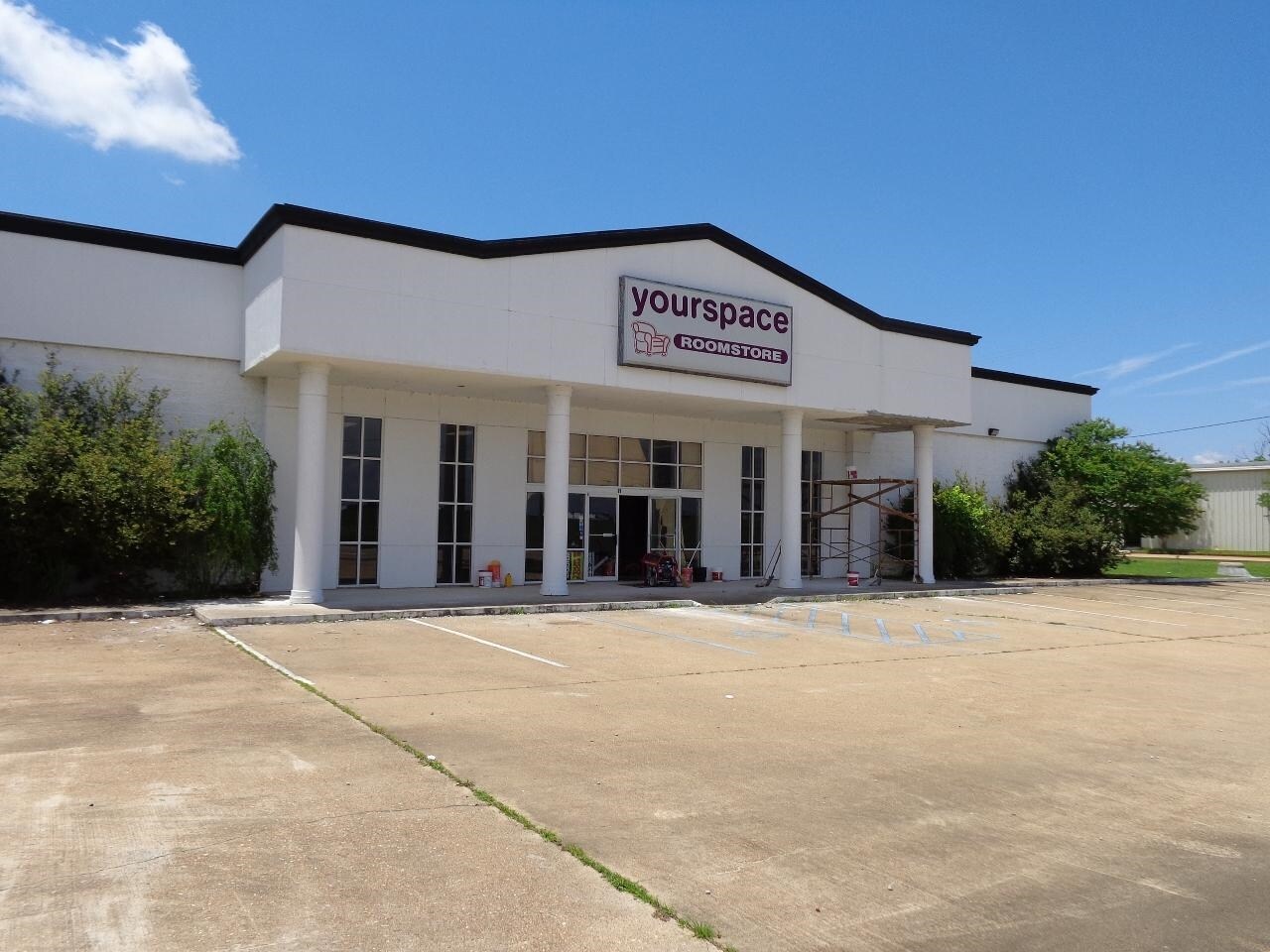 69 N Coley Rd, Tupelo, MS for sale Primary Photo- Image 1 of 1