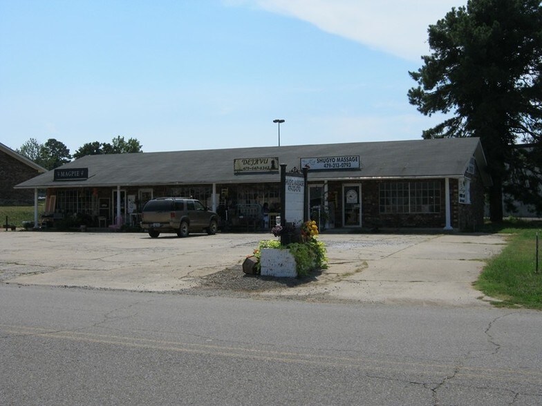 19 S Sherwood Plz, Clarksville, AR for sale - Primary Photo - Image 1 of 1