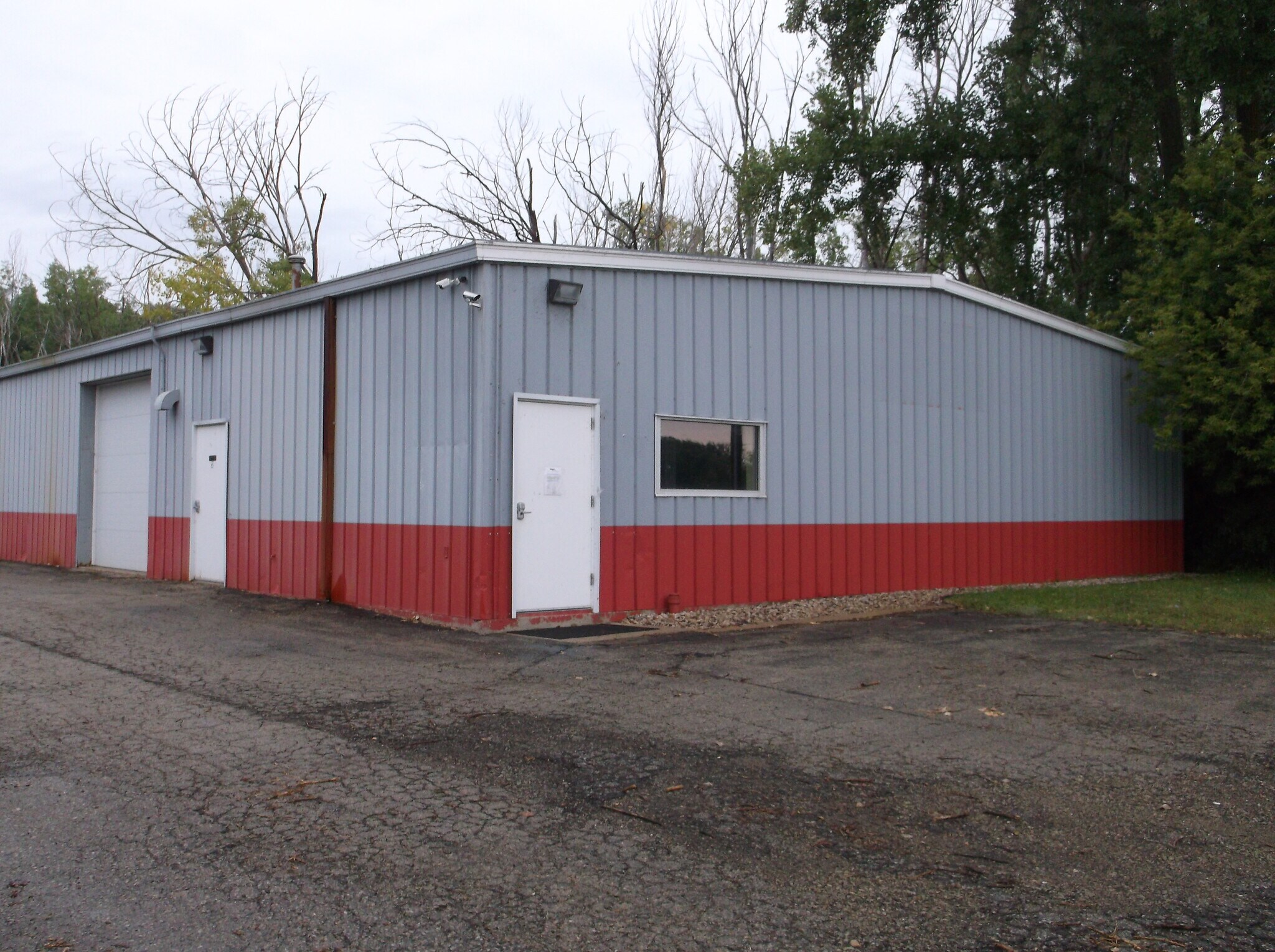 139 E Packer Ave, Oshkosh, WI for sale Building Photo- Image 1 of 1