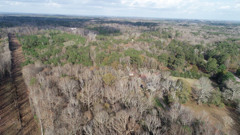 GLASS BRIDGE Rd, Lagrange, GA 30240