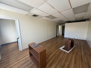 803 Kamehameha Hwy, Pearl City, HI for lease Interior Photo- Image 2 of 2