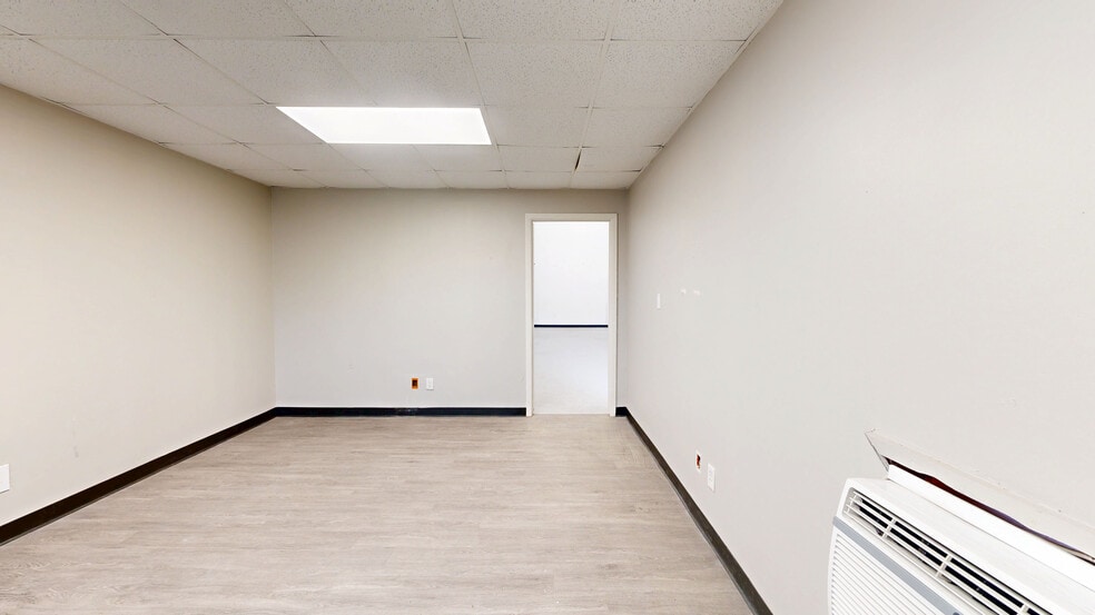 14518 Hempstead Hwy, Houston, TX for lease - Matterport 3D Scan - Image 2 of 20