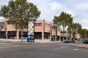 Európolis - Storefront Property