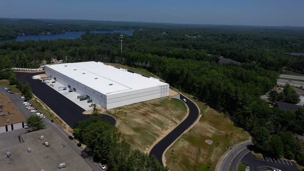 6 Industrial Way, Salem, NH for lease - Building Photo - Image 3 of 3