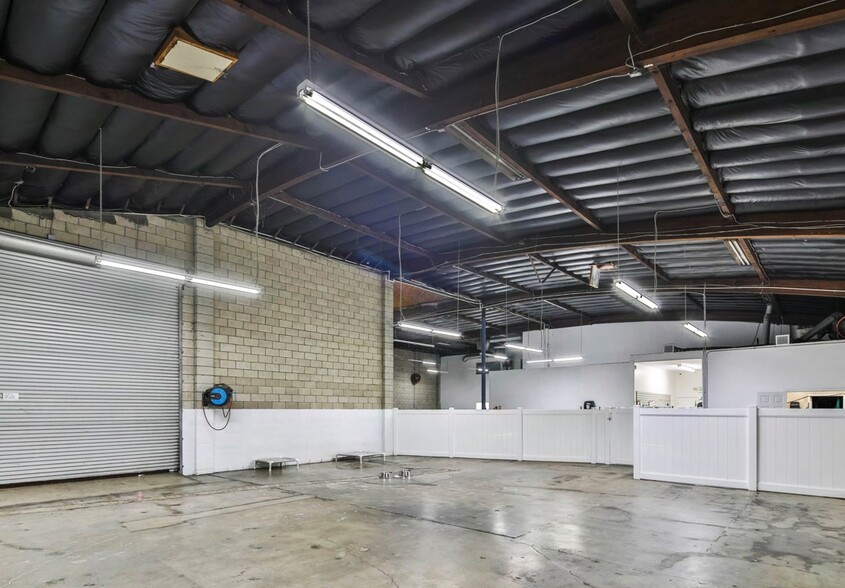 435 Molino St, Los Angeles, CA for lease - Interior Photo - Image 3 of 9