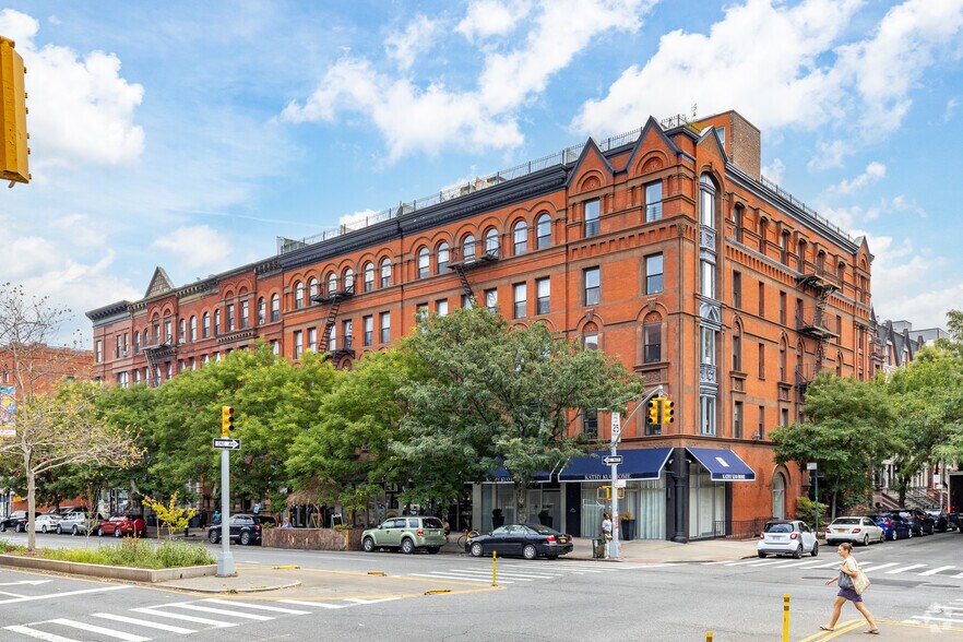 1961-1969 Adam Clayton Powell Jr Blvd, New York, NY for lease - Primary Photo - Image 1 of 7