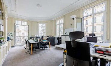 71 Rue Taitbout, Paris for lease Interior Photo- Image 1 of 9