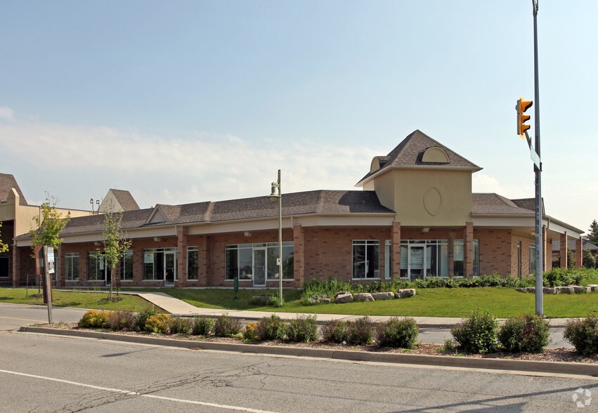 5 Swan Lake Blvd, Markham, ON for sale - Primary Photo - Image 1 of 1