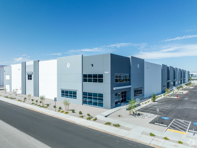 8241 W Badura Ave, Las Vegas, NV for sale - Primary Photo - Image 1 of 8