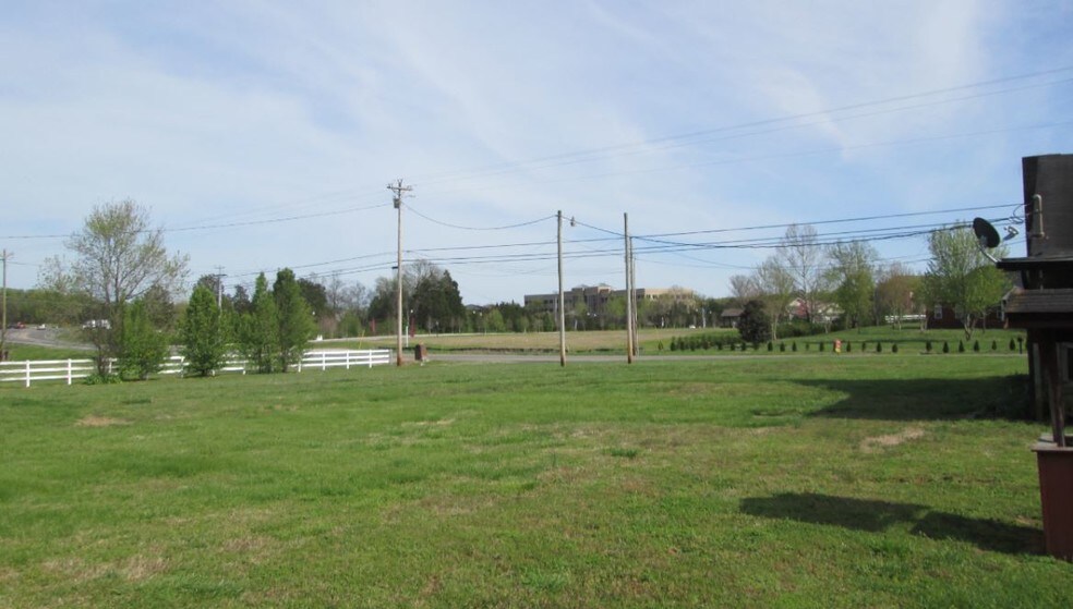 1680 Franklin Rd, Lebanon, TN 37090