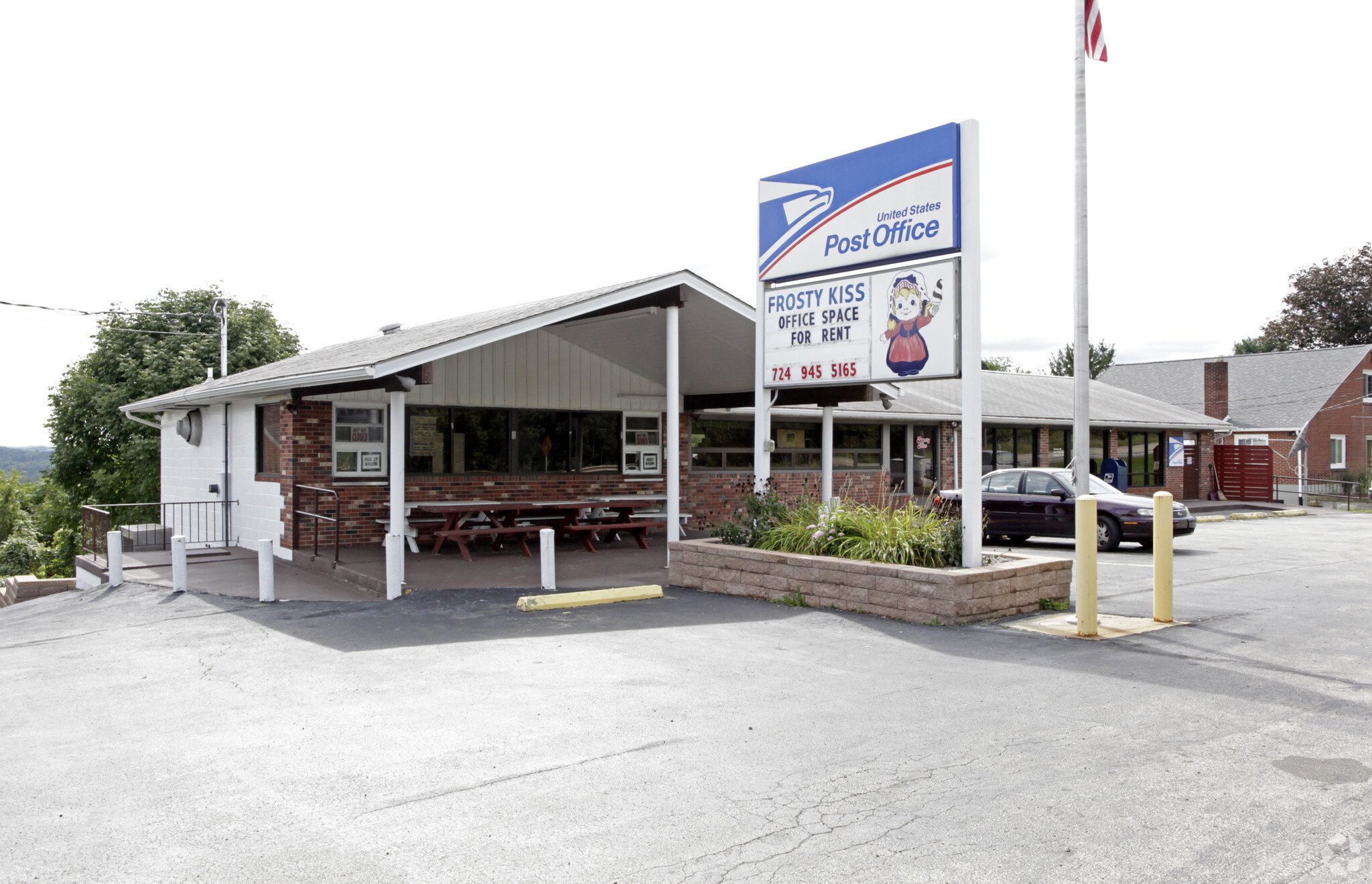 1910 E National Pike, Scenery Hill, PA for lease Building Photo- Image 1 of 30