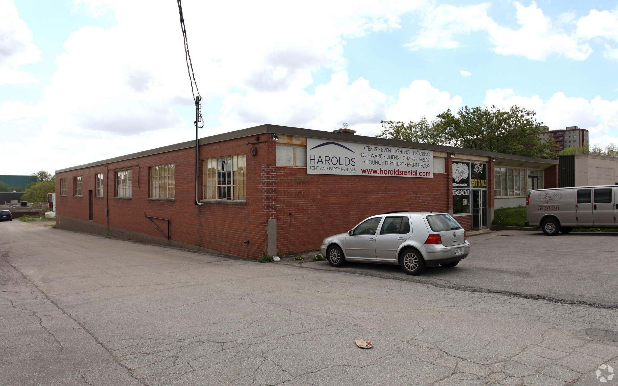 894 Caledonia Rd, Toronto, ON for lease Primary Photo- Image 1 of 3