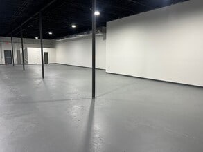 255-275 NE 59th St, Miami, FL for lease Interior Photo- Image 2 of 7