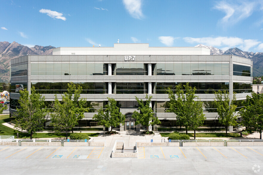 6965 S Union Park Ctr, Cottonwood Heights, UT for lease - Building Photo - Image 3 of 6