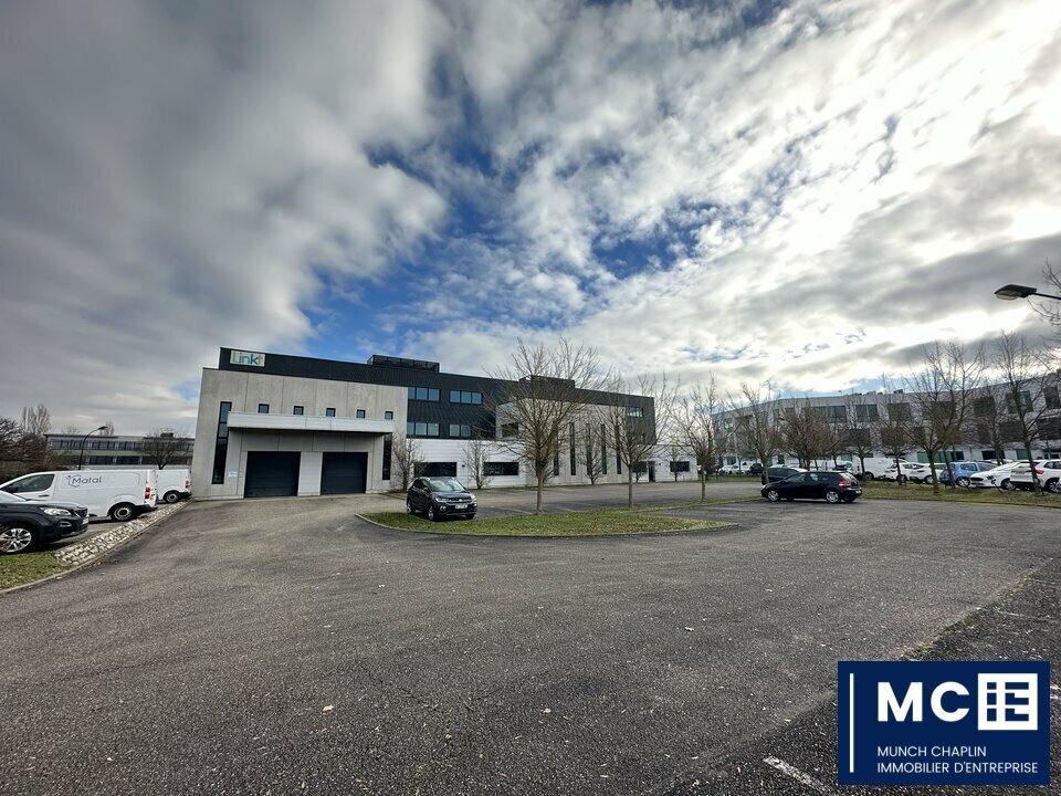 Industrial in Entzheim for lease Building Photo- Image 1 of 5