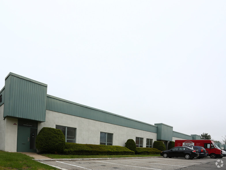 855 Industrial Hwy, Cinnaminson, NJ for lease - Building Photo - Image 3 of 8