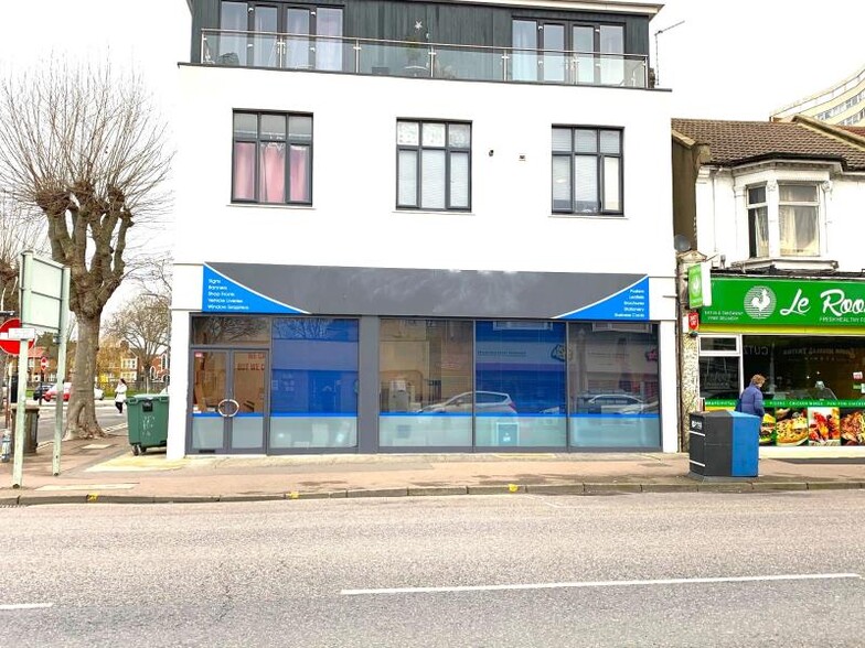 125 Southchurch Rd, Southend On Sea for lease - Building Photo - Image 1 of 1