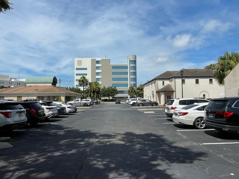 3226 Hampton Ave, Brunswick, GA for sale - Building Photo - Image 2 of 8