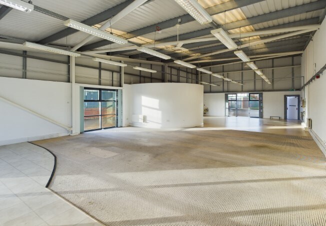 St Mark St, Hull for lease Interior Photo- Image 1 of 5