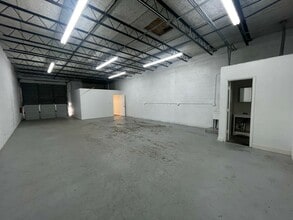 1451 SW 12th Ave, Pompano Beach, FL for lease Interior Photo- Image 2 of 3