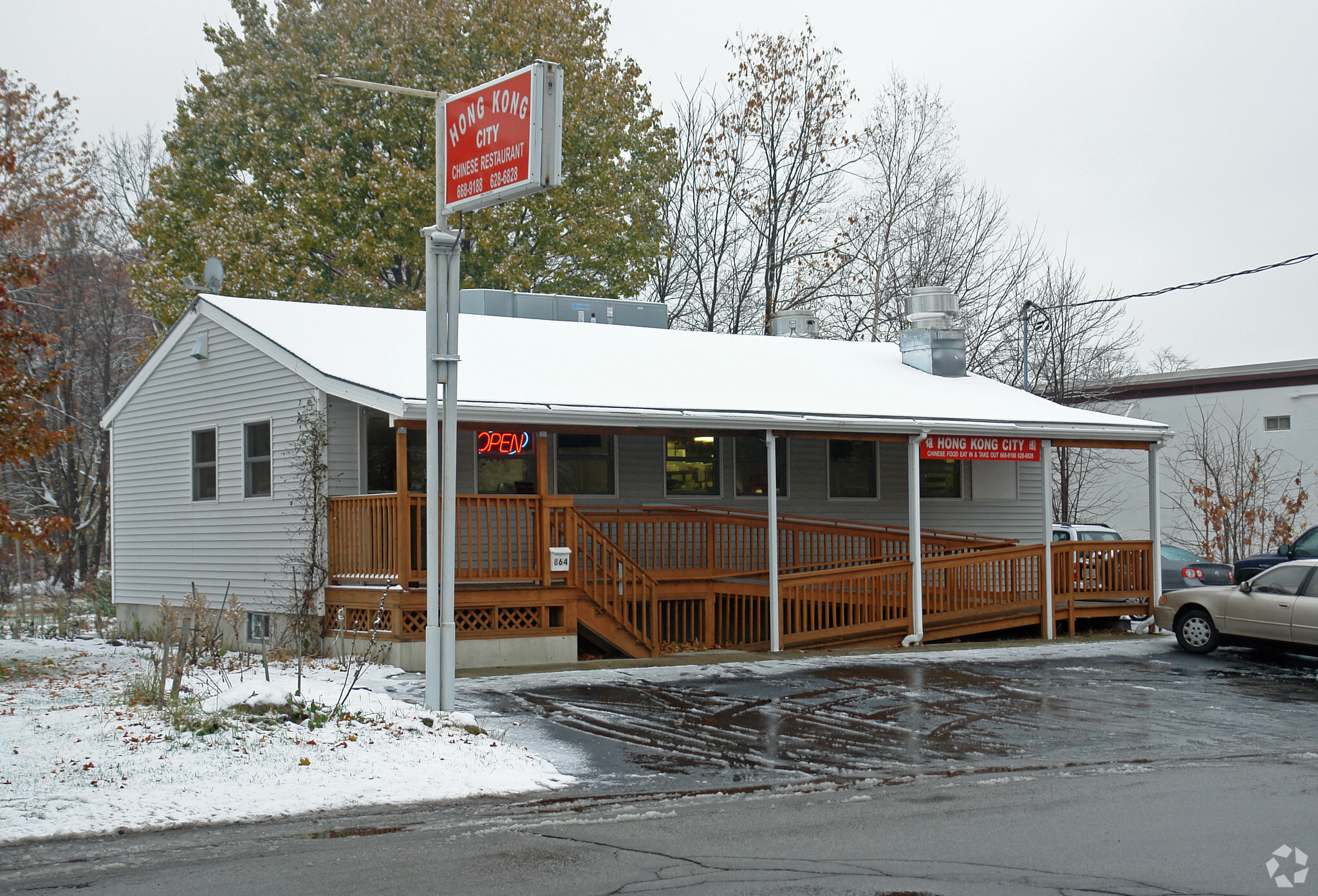 864 Page St, Manchester, NH for sale Primary Photo- Image 1 of 1