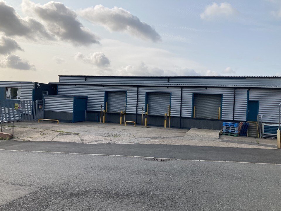 10 Roman Ridge Rd, Sheffield for lease Building Photo- Image 1 of 5