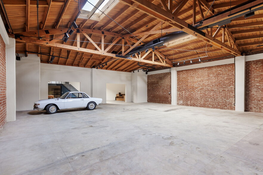 1035 N Alvarado St, Los Angeles, CA for sale - Interior Photo - Image 3 of 32