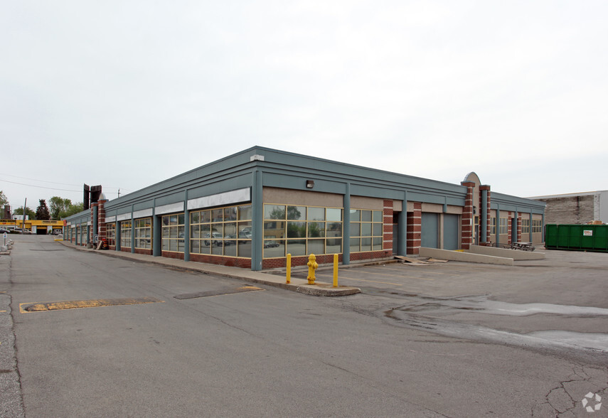 1450-1500 O'connor Dr, Toronto, ON for lease - Building Photo - Image 3 of 4