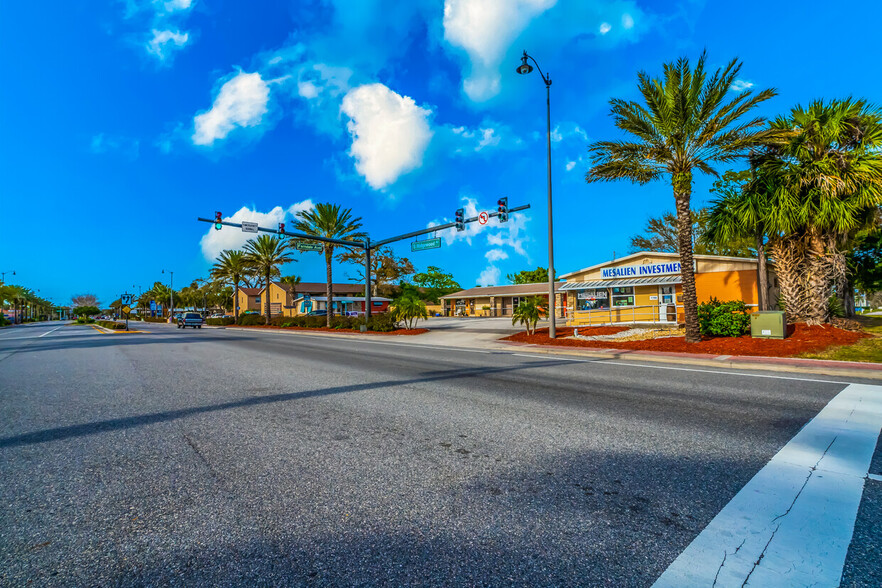 1700 S Ridgewood Ave, Daytona Beach, FL for sale - Primary Photo - Image 1 of 1