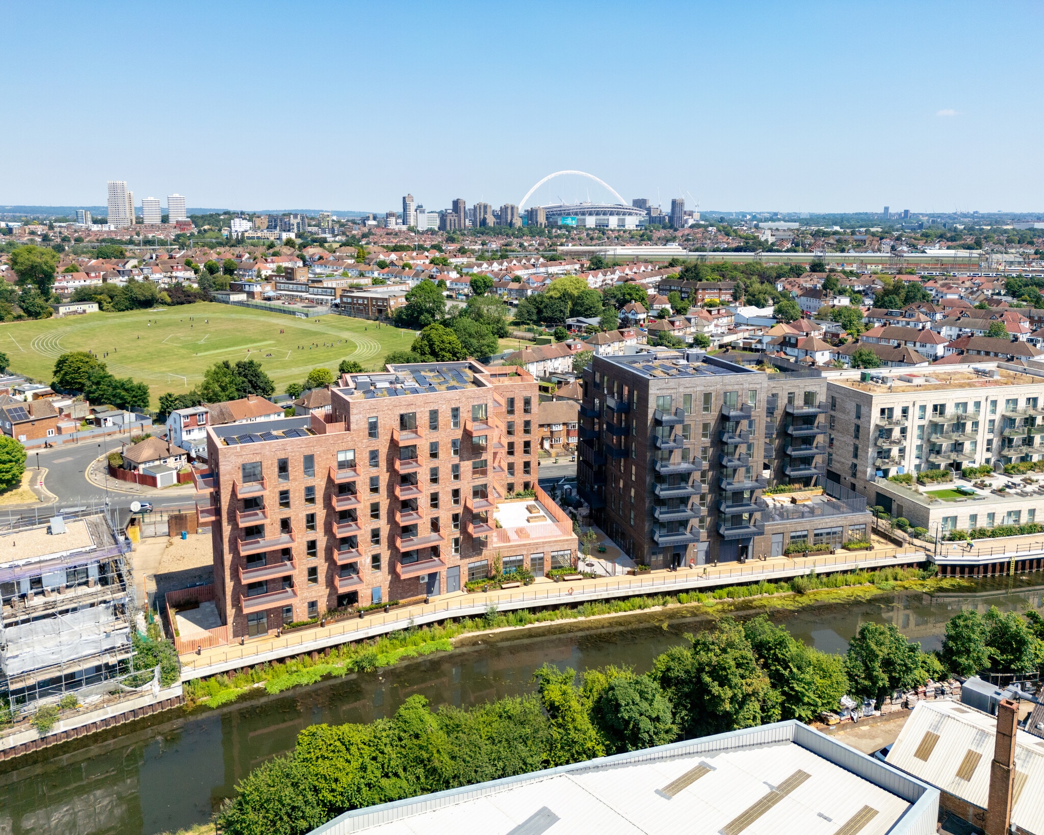 100 Beresford Av, Wembley for sale Building Photo- Image 1 of 1