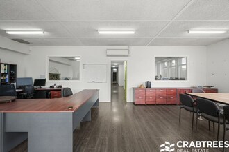 39 Governor Rd, Mordialloc for lease Interior Photo- Image 2 of 10