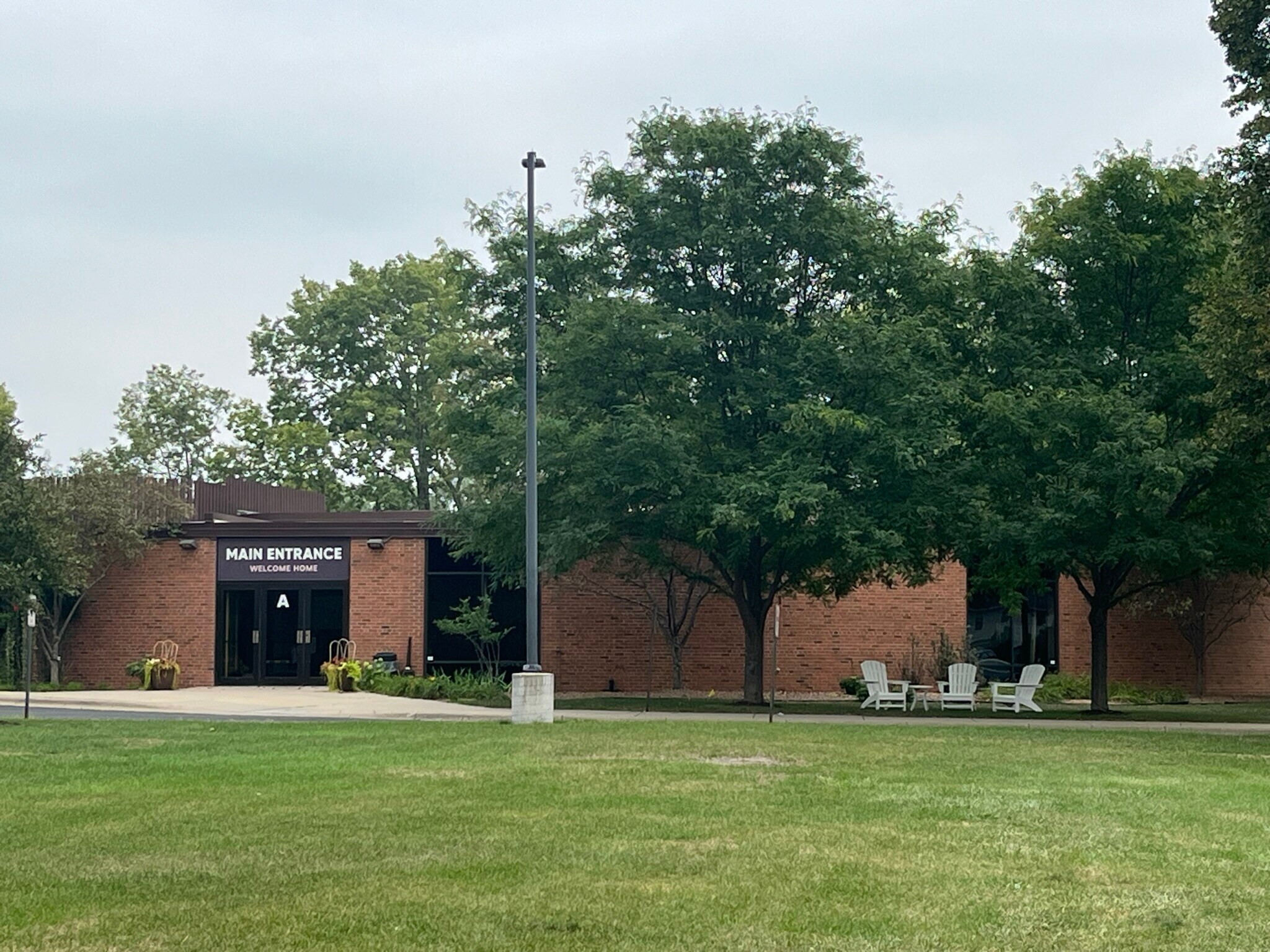 2300 E 88th St, Bloomington, MN for sale Building Photo- Image 1 of 1