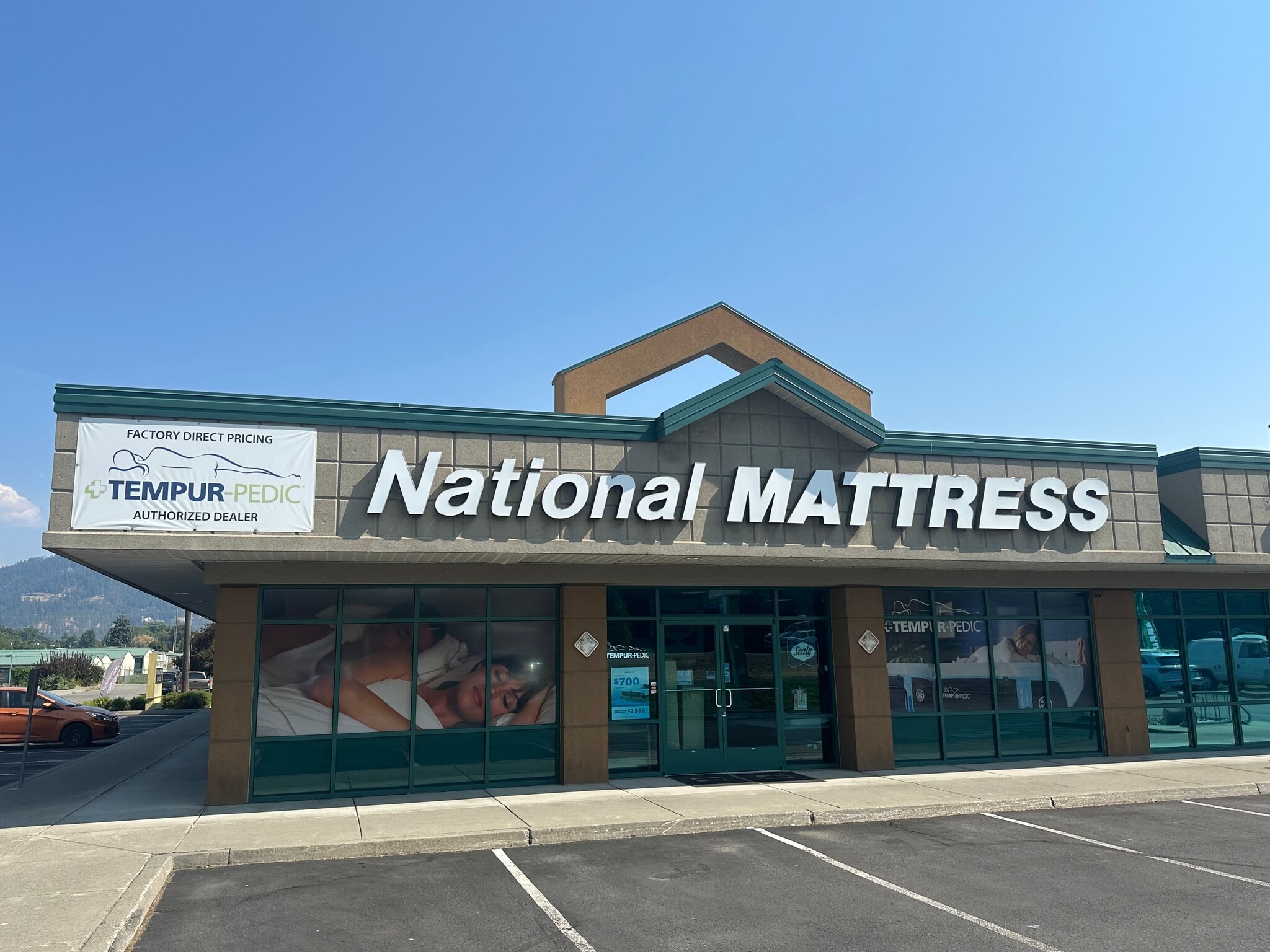 6235 N Sunshine St, Coeur d'Alene, ID for lease Building Photo- Image 1 of 4