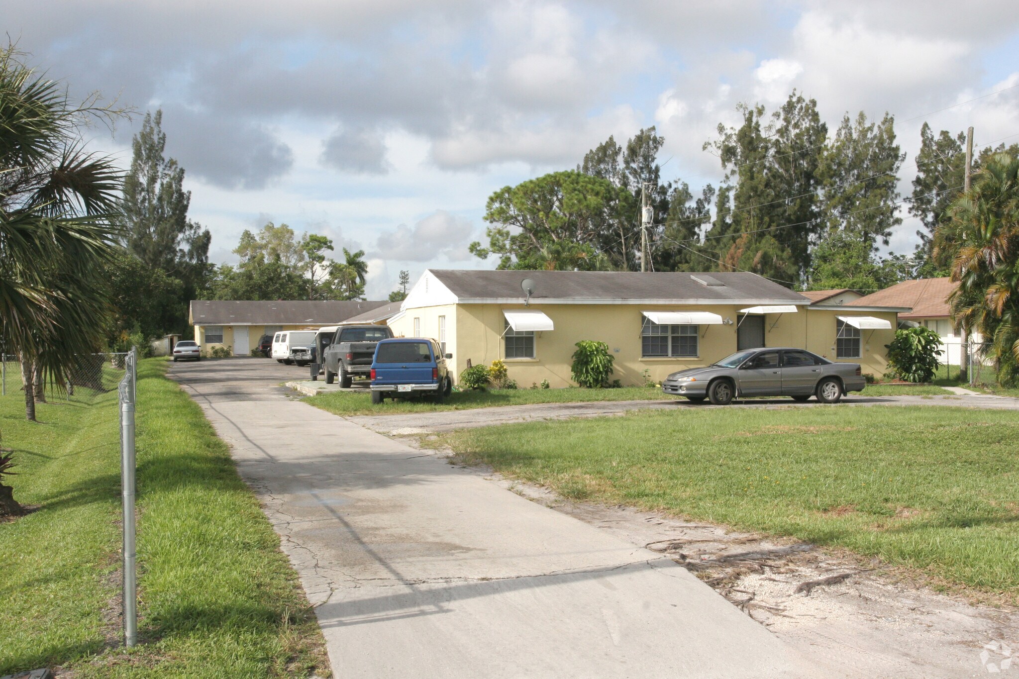 3874 7th Ave N, Lake Worth, FL for sale Primary Photo- Image 1 of 1