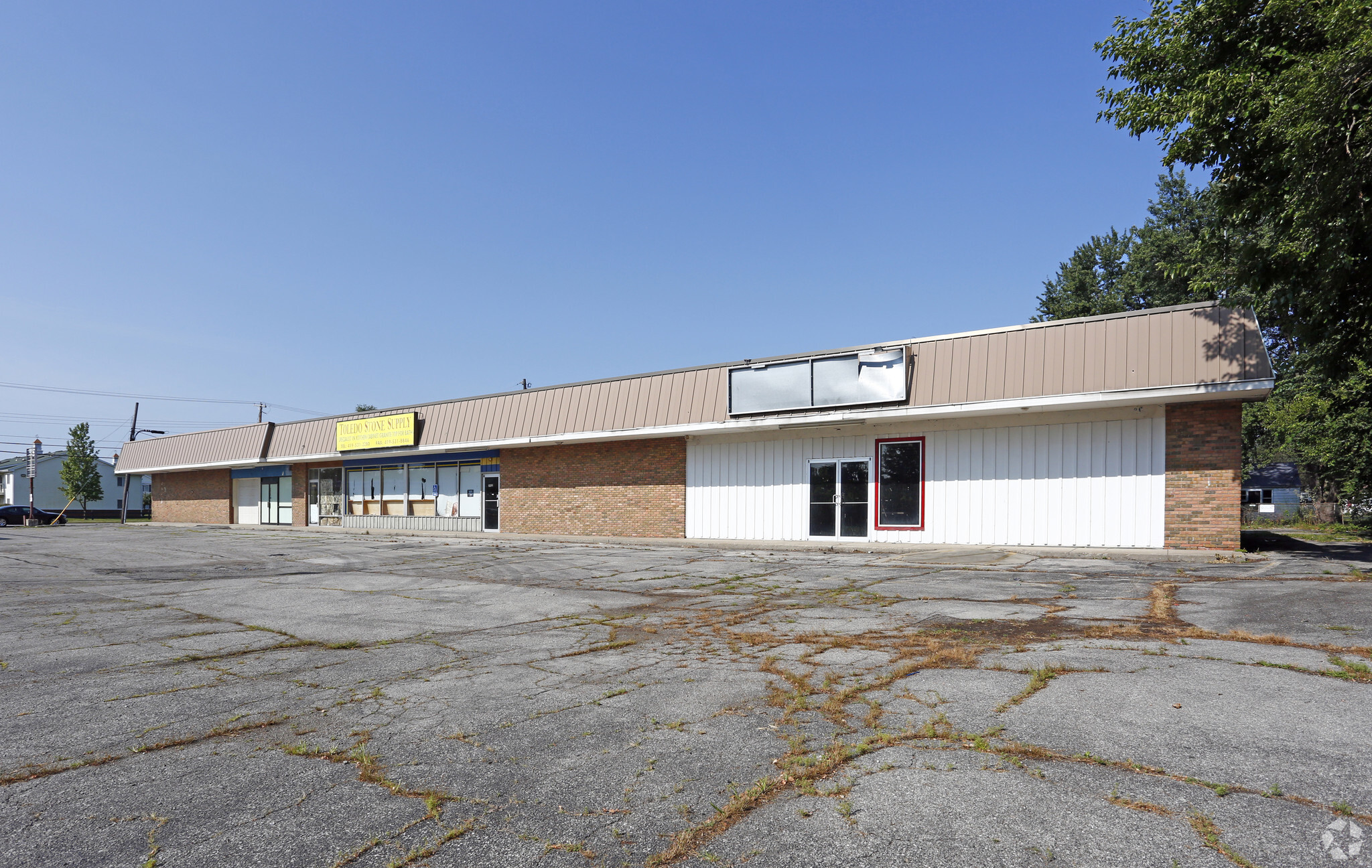 5918 Dorr St, Toledo, OH 43615 - Retail for Sale | LoopNet.com