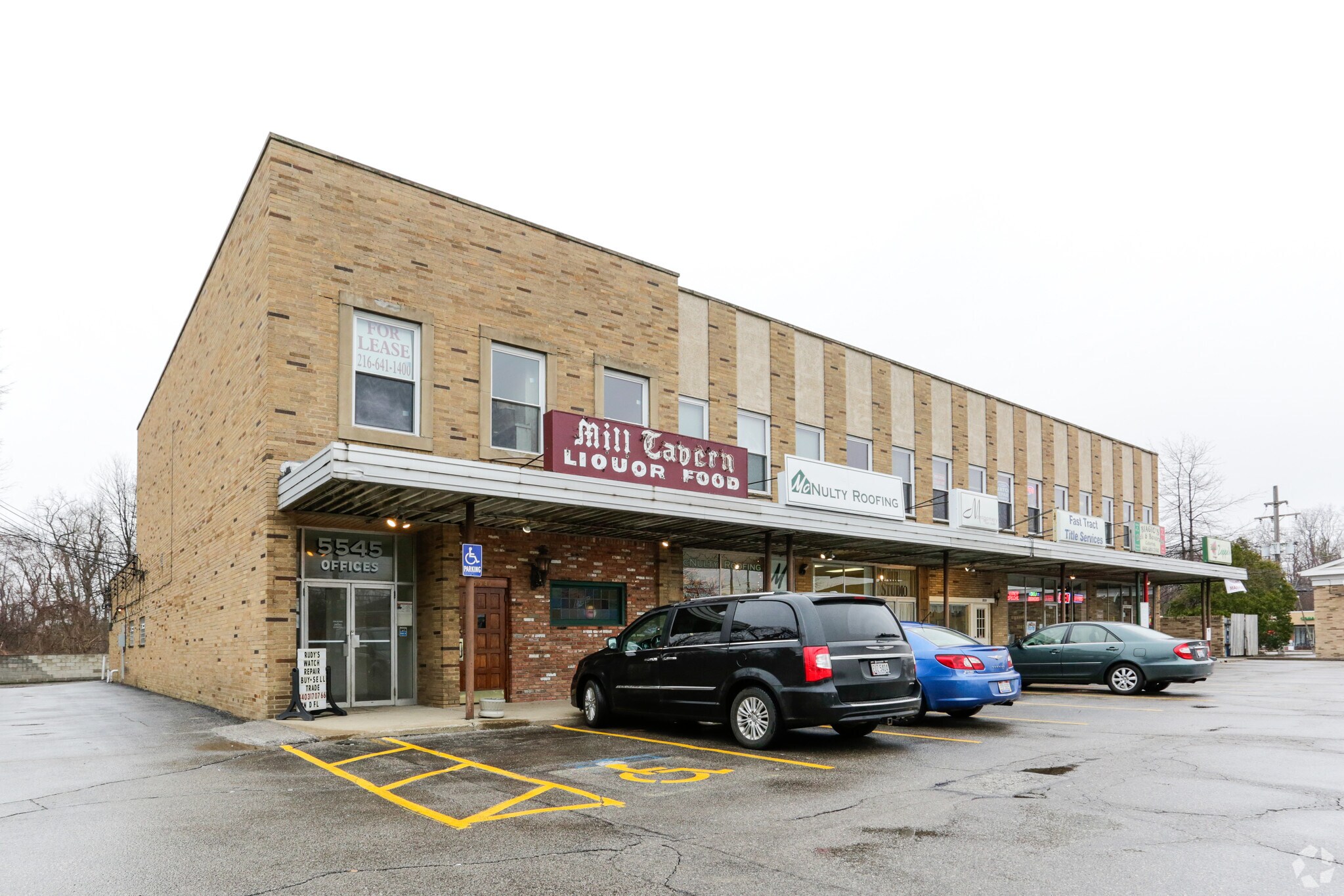 5545-5565 Wilson Mills Rd, Cleveland, OH for lease Primary Photo- Image 1 of 8