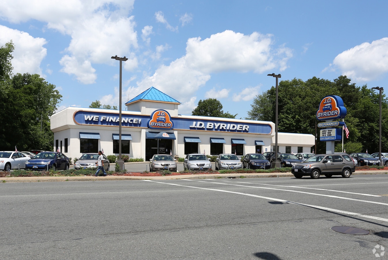 1090 Boston Rd, Springfield, MA 01119