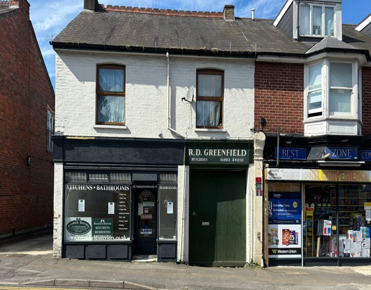 8 High St, Caterham for lease - Building Photo - Image 1 of 2