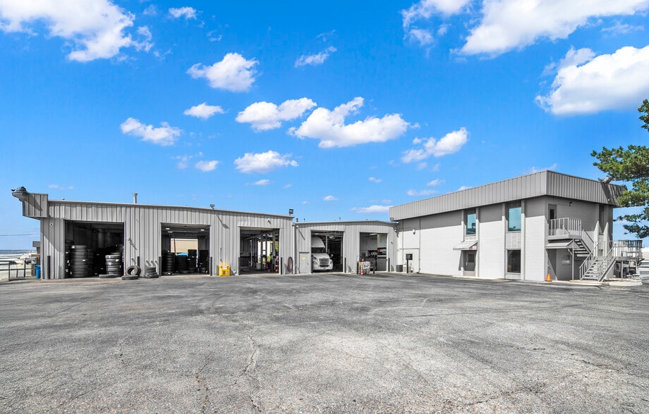 4450 Enterprise St, Boise, ID for sale - Building Photo - Image 2 of 12