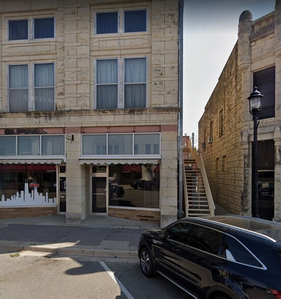 109 W 7th St, Junction City, KS for lease - Building Photo - Image 1 of 6