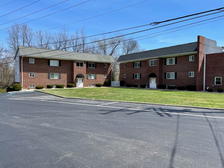 230 Hoosier St, North Vernon, IN for sale - Primary Photo - Image 1 of 6