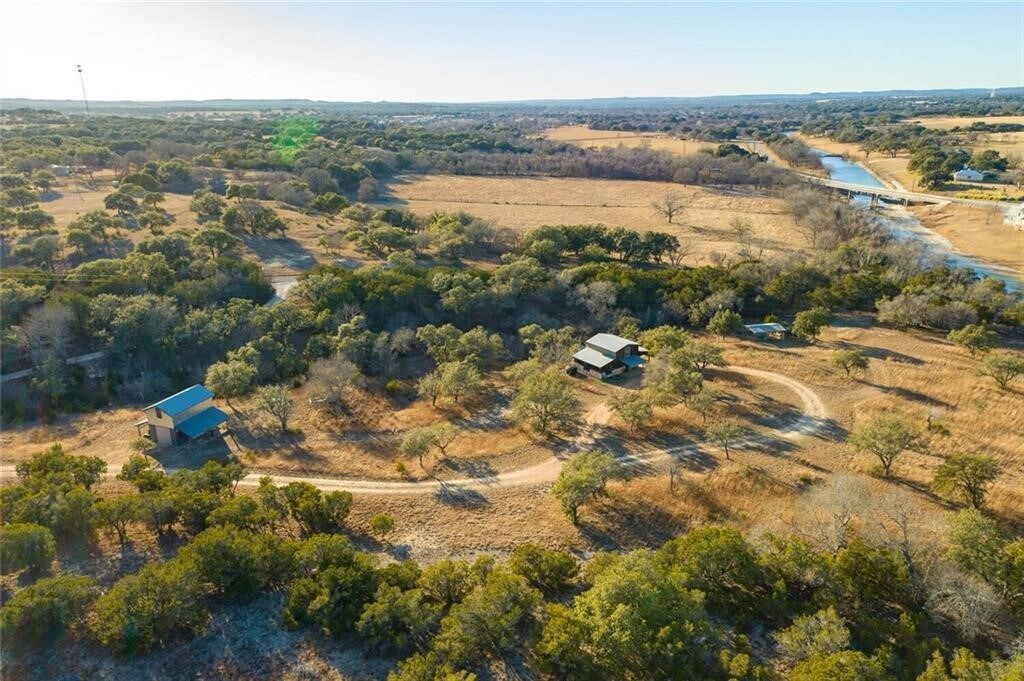 956 Lost Acres loop, Blanco, TX for sale Building Photo- Image 1 of 1